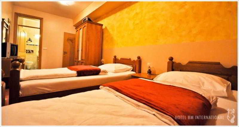 Hotel Bm International Sarajevo Luaran gambar