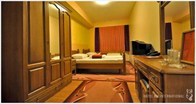 Hotel Bm International Sarajevo Luaran gambar