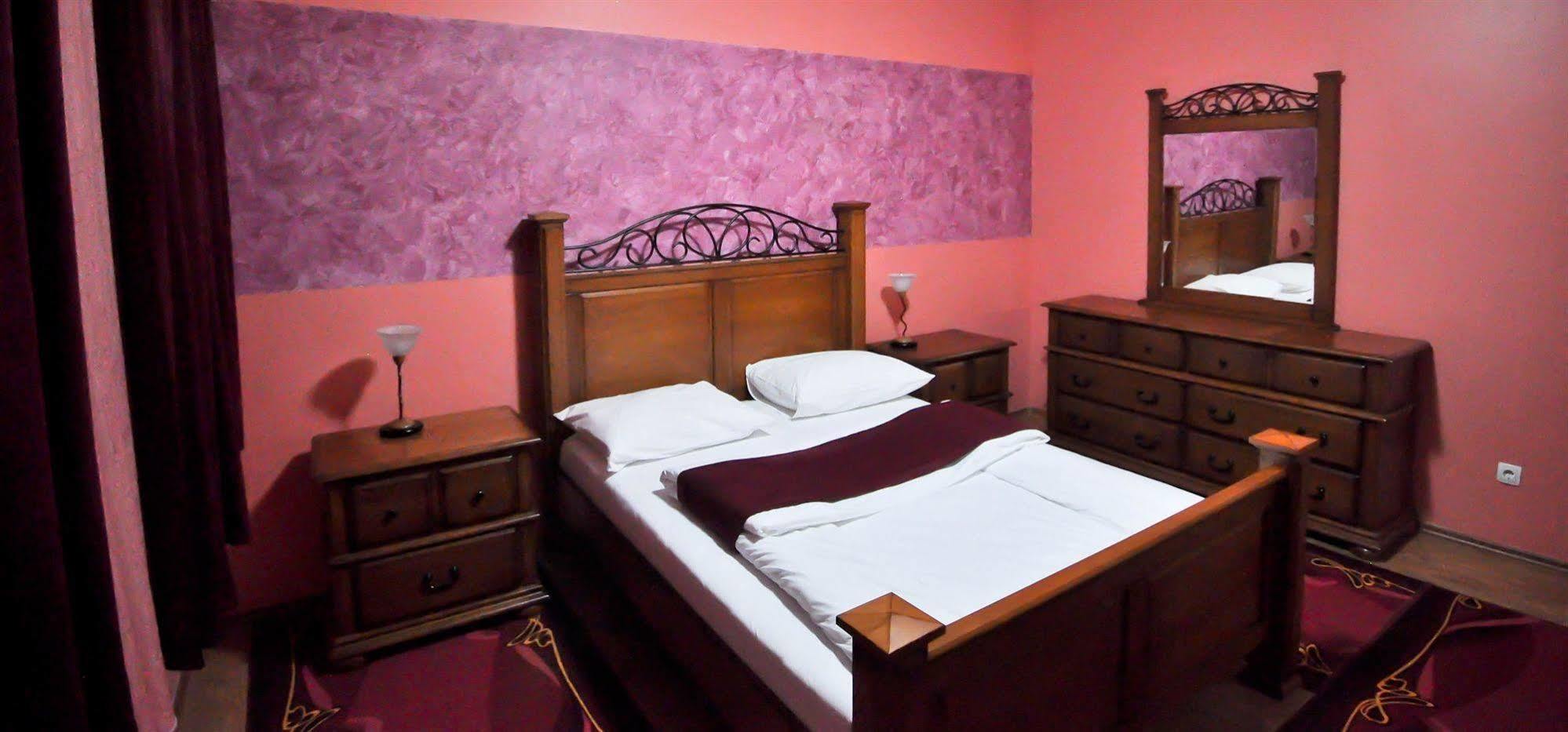 Hotel Bm International Sarajevo Luaran gambar