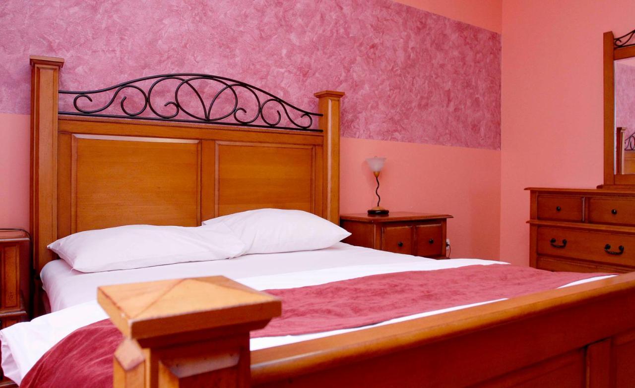 Hotel Bm International Sarajevo Luaran gambar